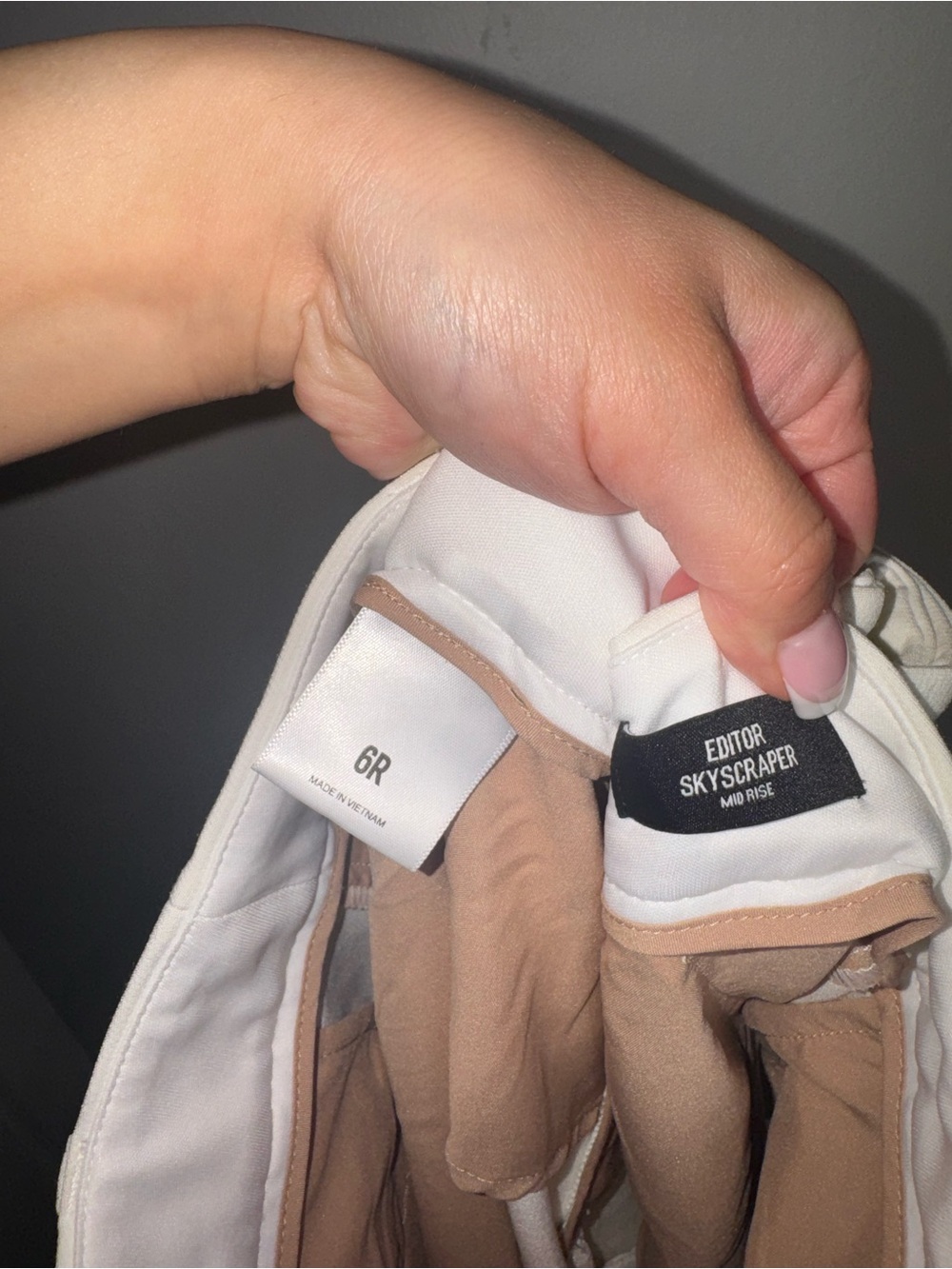 EXPRESS Editor Mid Rise Skyscraper Pants/ Size 6R - Picture 5 of 8
